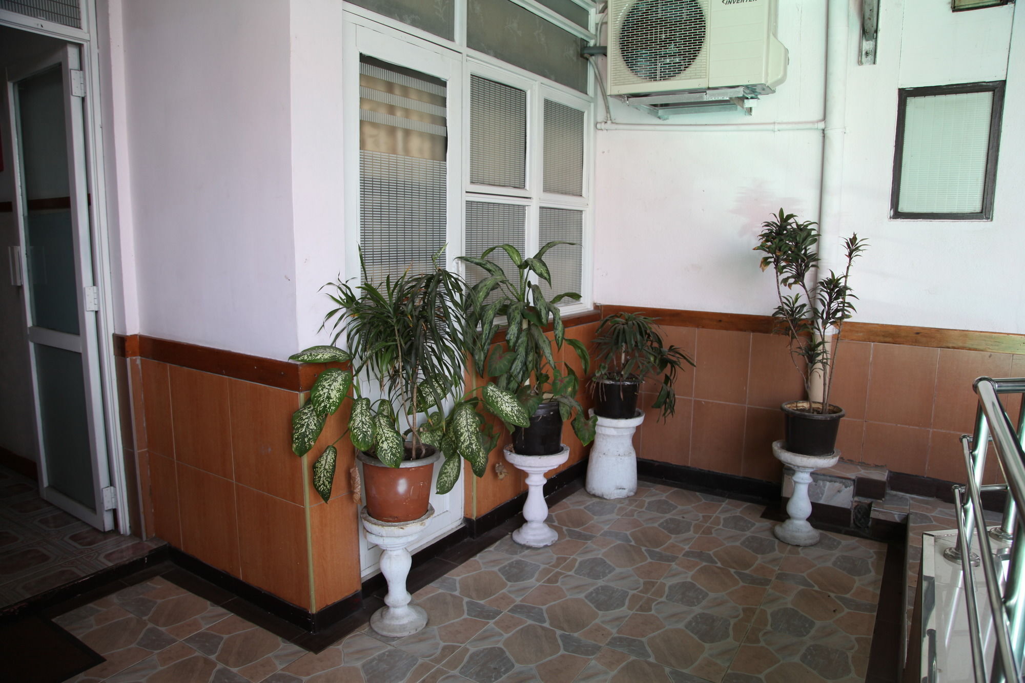 Brighten Hotel Colombo Exterior foto